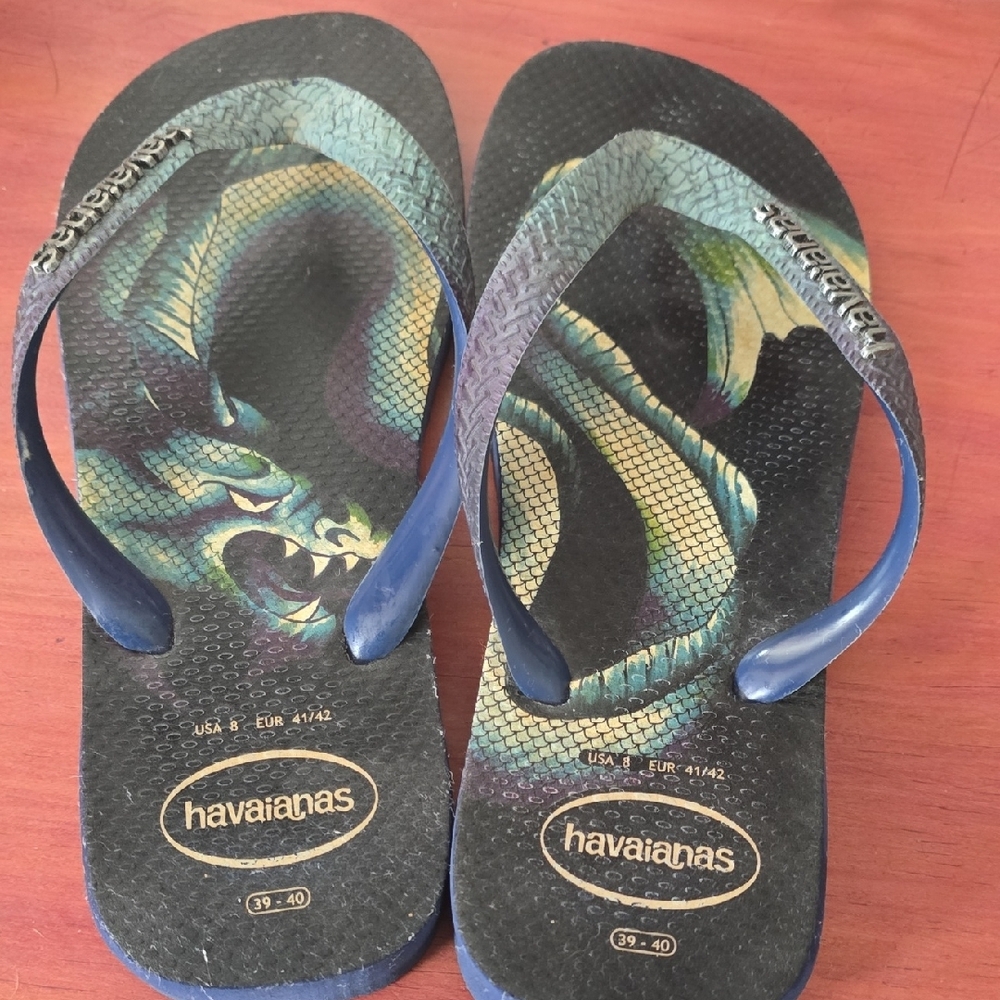 Havaianas Blue and Green Snake Design Flip Flops - Picture 2 of 4